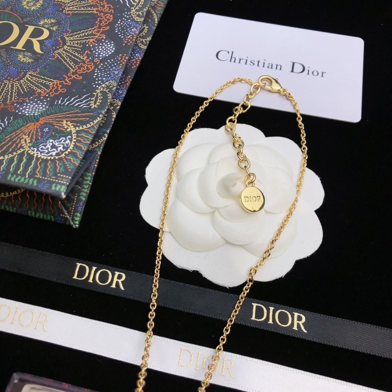 chr1st1an D10r necklaces